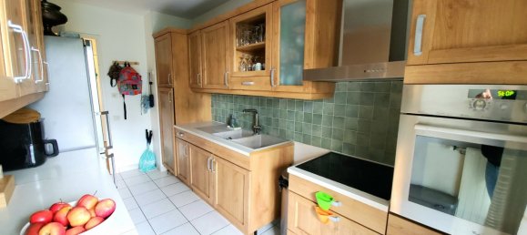 2 bedrooms Apartment in Hardricourt, France No. 177886 6