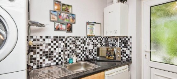 4 bedrooms House in Morecambe, United Kingdom No. 2581 19