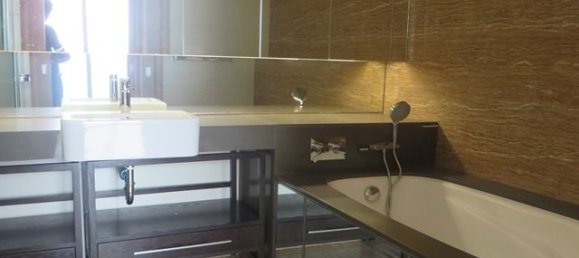 4 bedrooms Apartment in Cau Giay, Vietnam No. 302 7