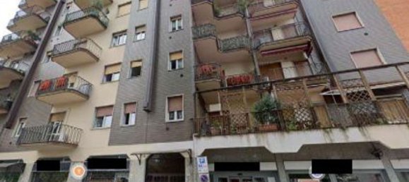 Apartamento de 3 divisões em Cerro Maggiore, Italy N.º 220884 8