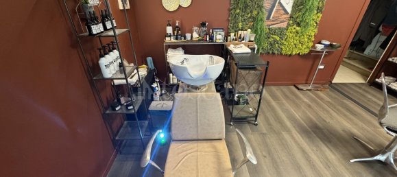 85m² Commercial property in Prato, Italy No. 261054 12