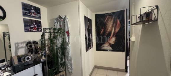 85m² Commercial property in Prato, Italy No. 261054 5