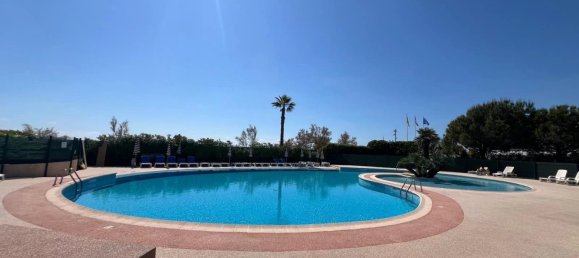 2 bedrooms Apartment in Villeneuve-Loubet, France No. 322520 2