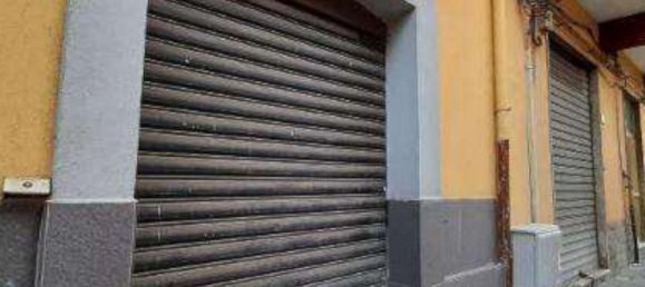 63m² Commercial property in Salerno, Italy No. 372000 9