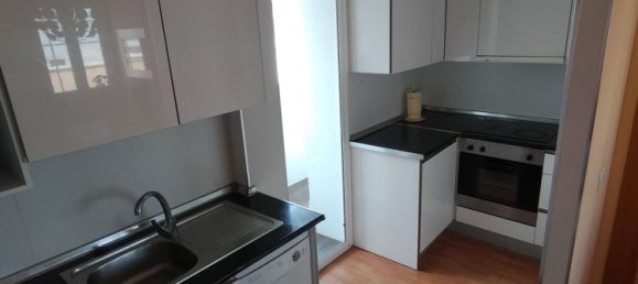 1 bedroom Penthouse in Zaragoza, Spain No. 170828 11