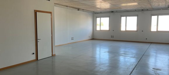 142m² Office in Spresiano, Italy No. 178789 17