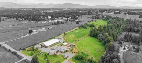 3 Schlafzimmer Haus in British Columbia, Canada, Nr. 1058 2