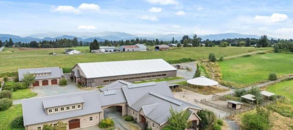 3 Schlafzimmer Haus in British Columbia, Canada, Nr. 1058 3