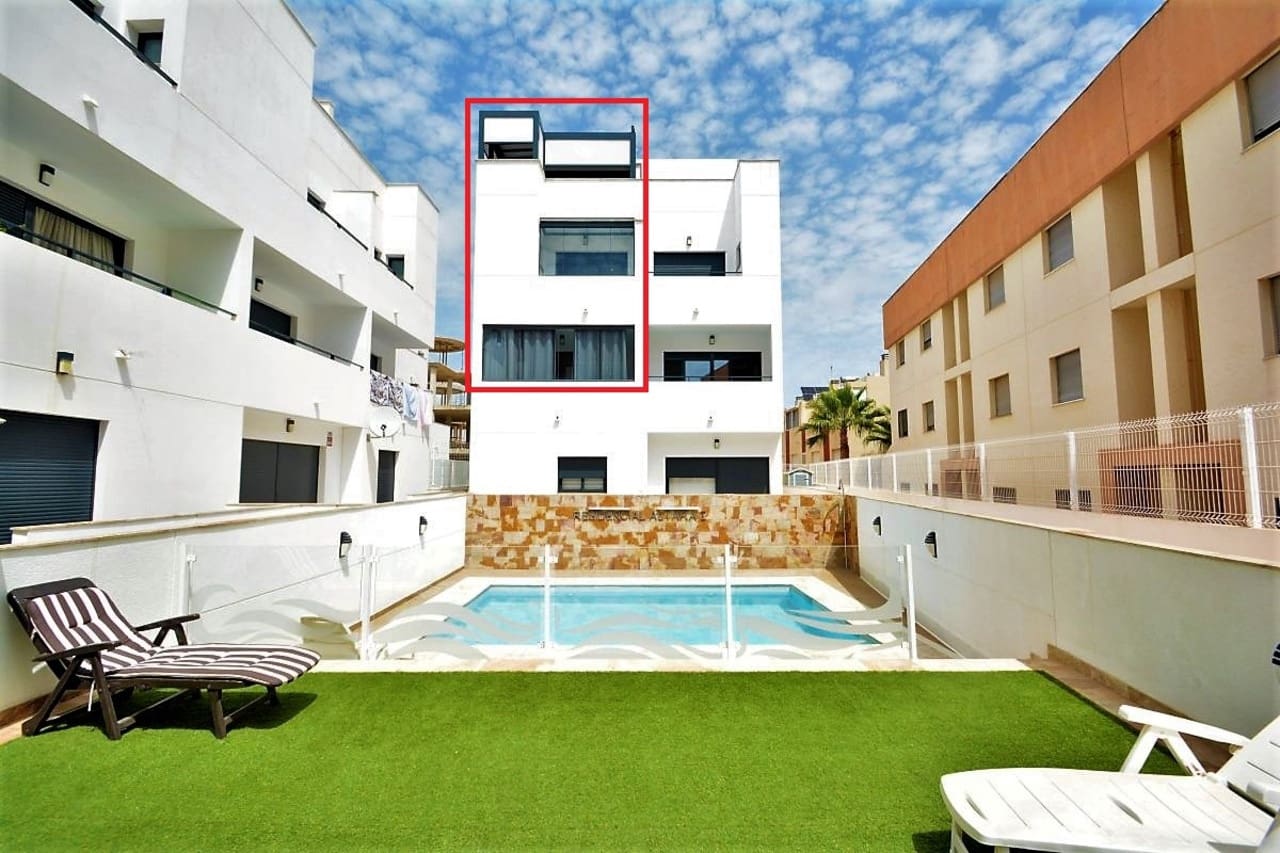 2 bedrooms Duplex in Guardamar del Segura, Spain No. 191318
