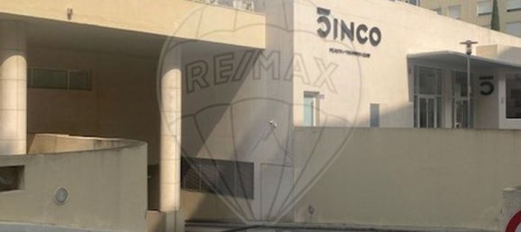 11m² Garage in Lisbon, Portugal No. 93386 2