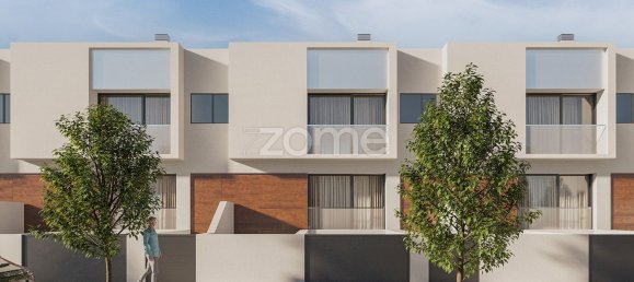 Terreno en Aguas Santas, Portugal 303 m² No. 33092 2