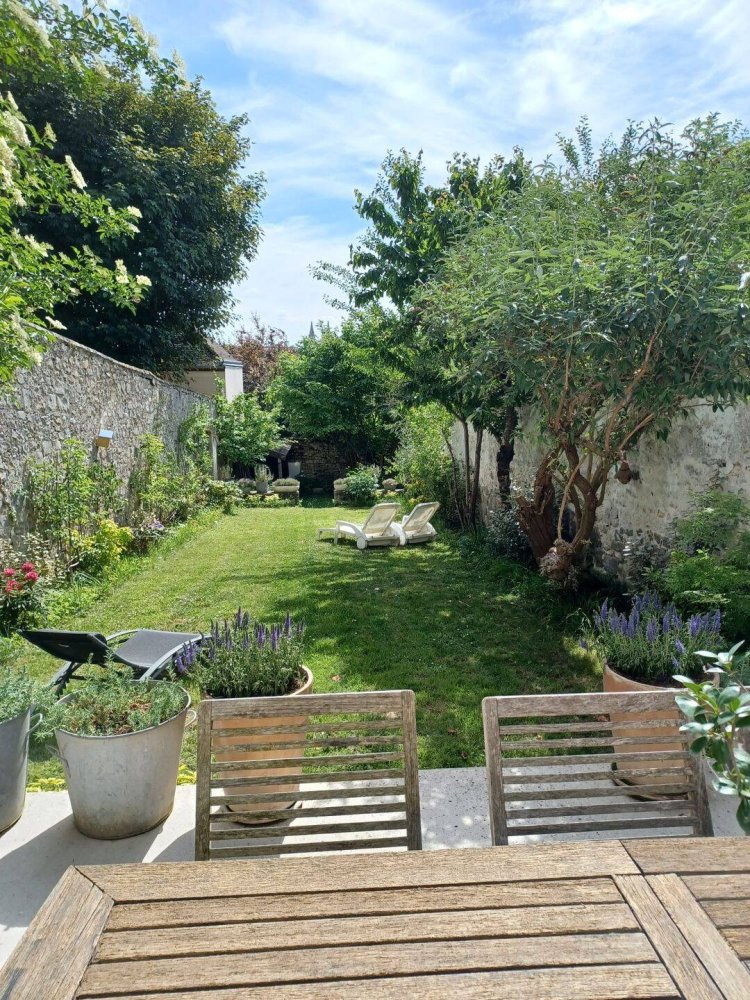 Casa de 6 dormitorios en Fontainebleau, France No. 334524