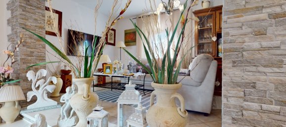 4 bedrooms House in Vagli Sotto, Italy No. 237848 6