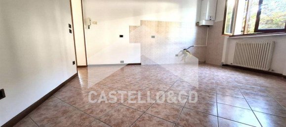 2 Schlafzimmer Wohnung in Desenzano del Garda, Italy, Nr. 279815 8