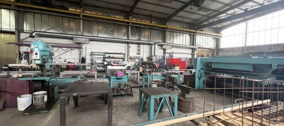 Склад 1296м² в Ludwigsburg, Германия № 15738 3