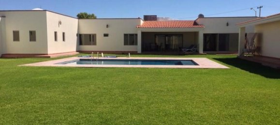 Casa de 4 dormitorios en Playa Vicente, Mexico No. 181783 2