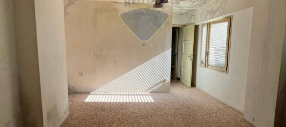 4 غرف نوم منزل في Agra, Italy رقم 327953 6