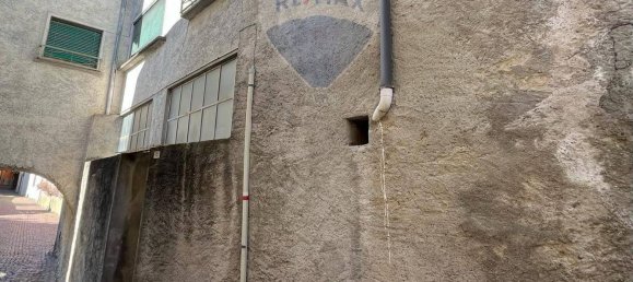 4 غرف نوم منزل في Agra, Italy رقم 327953 2