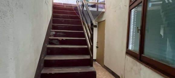 4 غرف نوم منزل في Agra, Italy رقم 327953 5