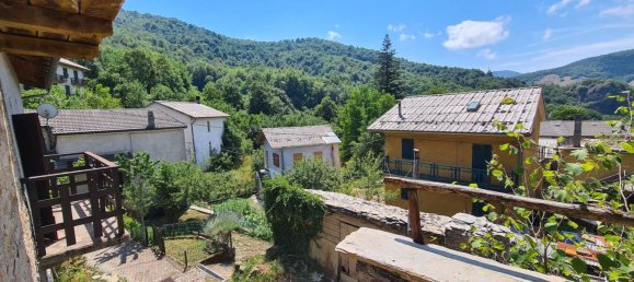 4 bedrooms House in Rezzoaglio, Italy No. 279809 2