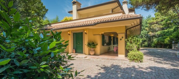 Villa de 13 habitaciónes en Fano, Italy No. 227060 41