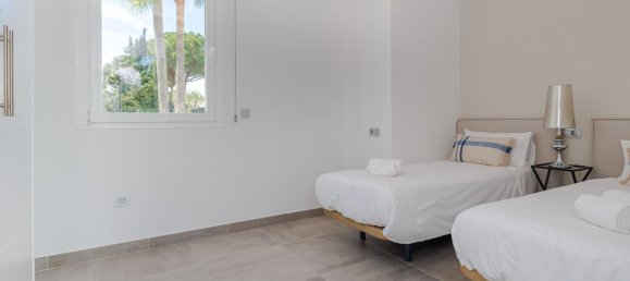 Villa de 6 dormitorios en Marbella, Spain No. 80855 22