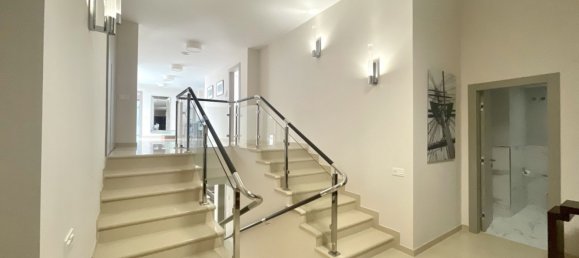 6 Schlafzimmer Doppelhaus in Marbella, Spain, Nr. 42383 3