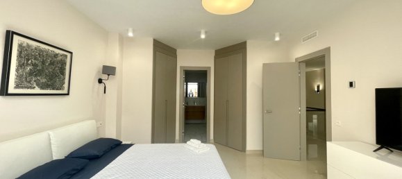 6 Schlafzimmer Doppelhaus in Marbella, Spain, Nr. 42383 24