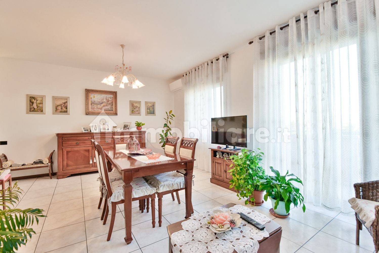 Apartamento T2 em Desio, Italy N.º 120253