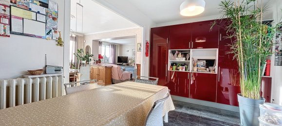 Casa de 5 dormitorios en Reims, France No. 49491 5