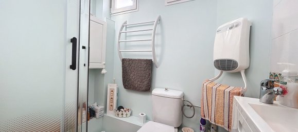 Casa de 5 dormitorios en Reims, France No. 49491 6