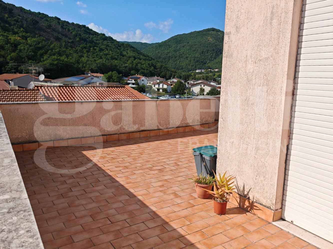 4 bedrooms Apartment in Pozzilli, Italy No. 311702