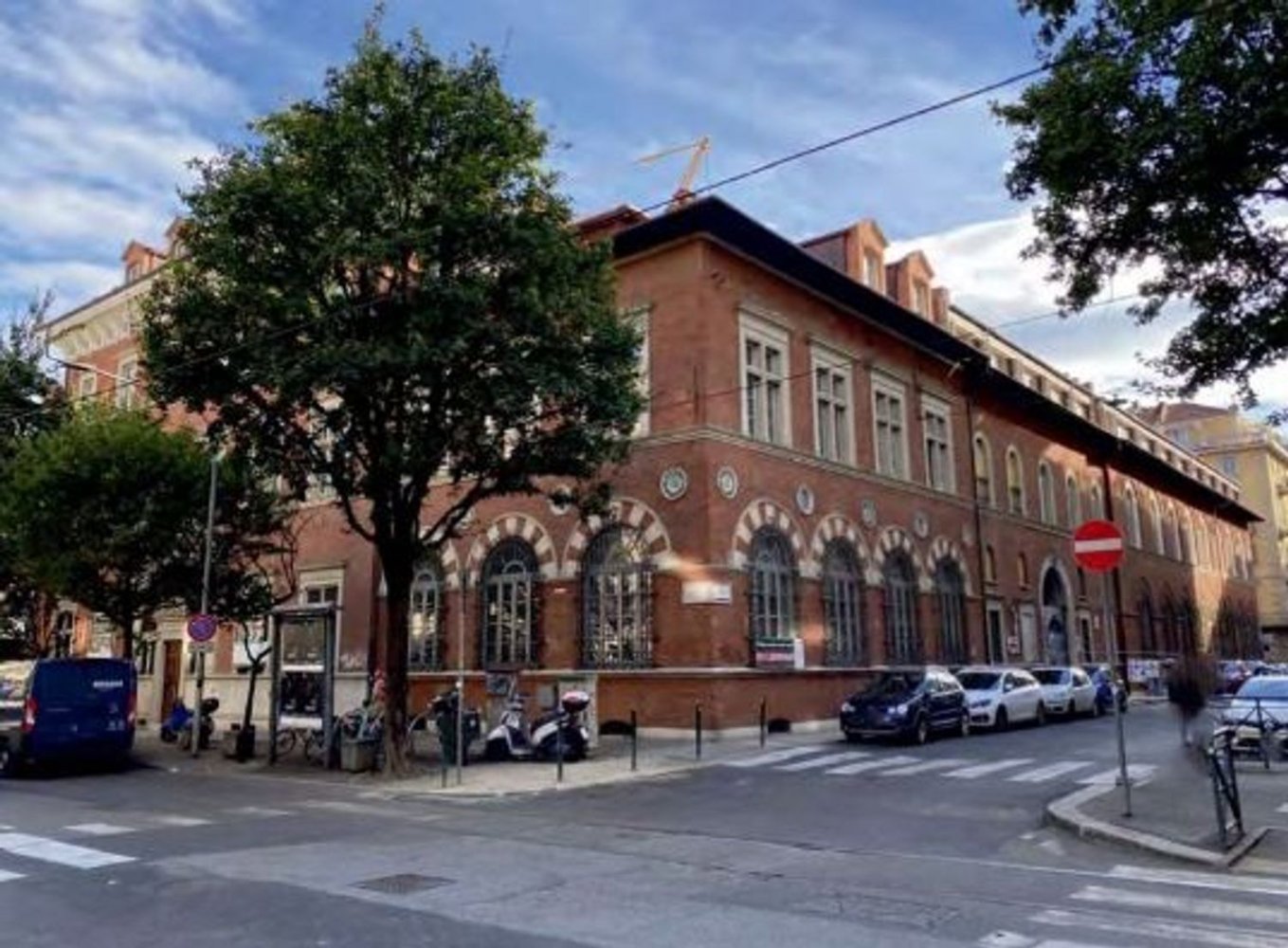 4 rooms Apartment in Turin, Italy No. 50206