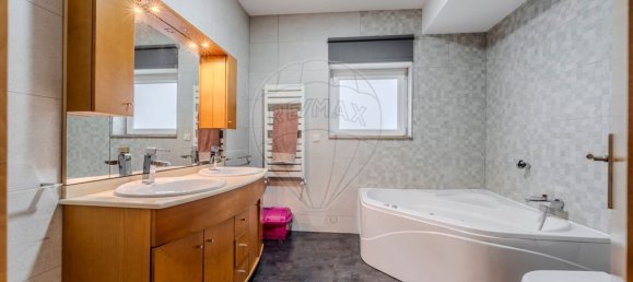 4 bedrooms House in Garfe, Portugal No. 37277 33