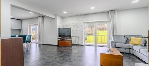 4 bedrooms House in Garfe, Portugal No. 37277 41