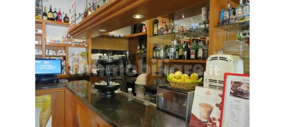 Propiedad comercial de 3 habitaciónes en Como, Italy No. 311136 3