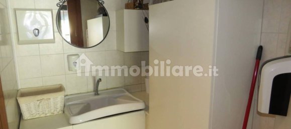 Propiedad comercial de 3 habitaciónes en Como, Italy No. 311136 15