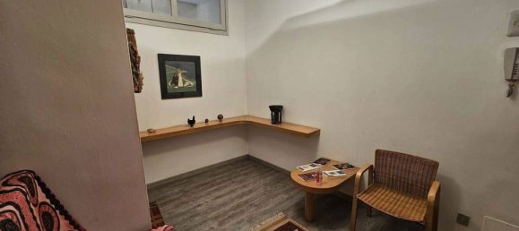 Studio in Laveno-Mombello, Italy No. 212152 5