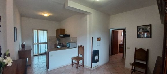 3 bedrooms Apartment in Priverno, Italy No. 328293 3