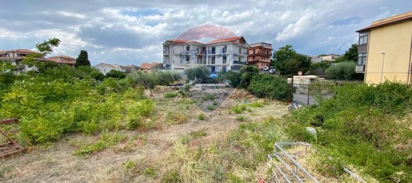 1-Zimmer Grundstück in Camporotondo Etneo, Italy, Nr. 105270 5