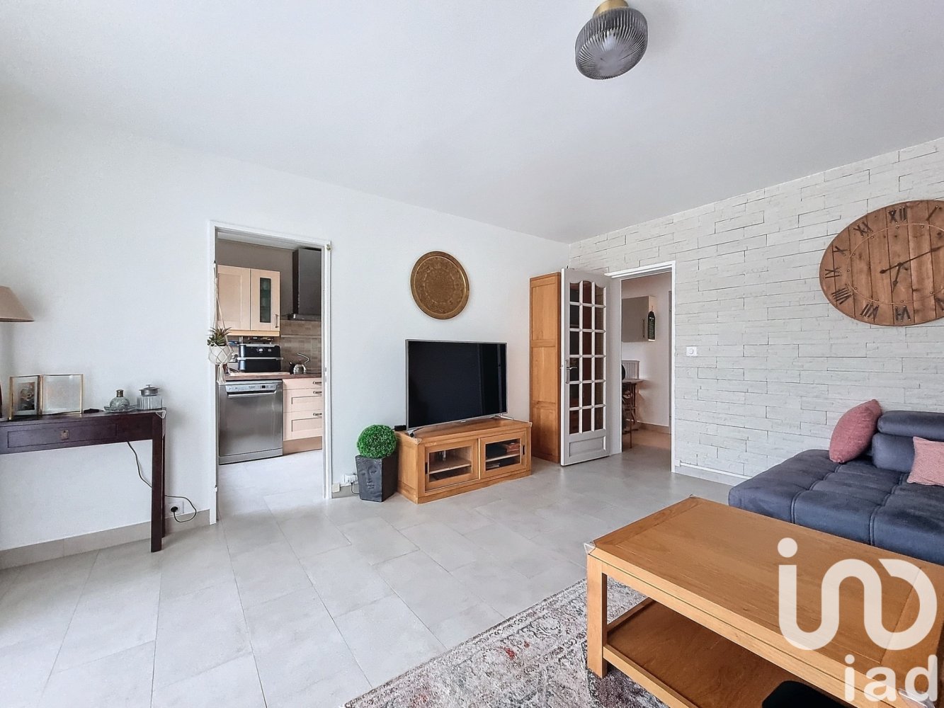 3 bedrooms Apartment in Sucy-en-Brie, France No. 173437