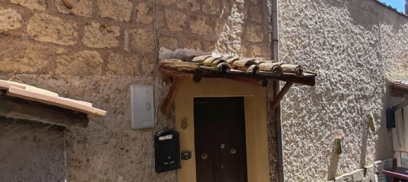 3-Zimmer Wohnung in Caprarola, Italy, Nr. 258639 2