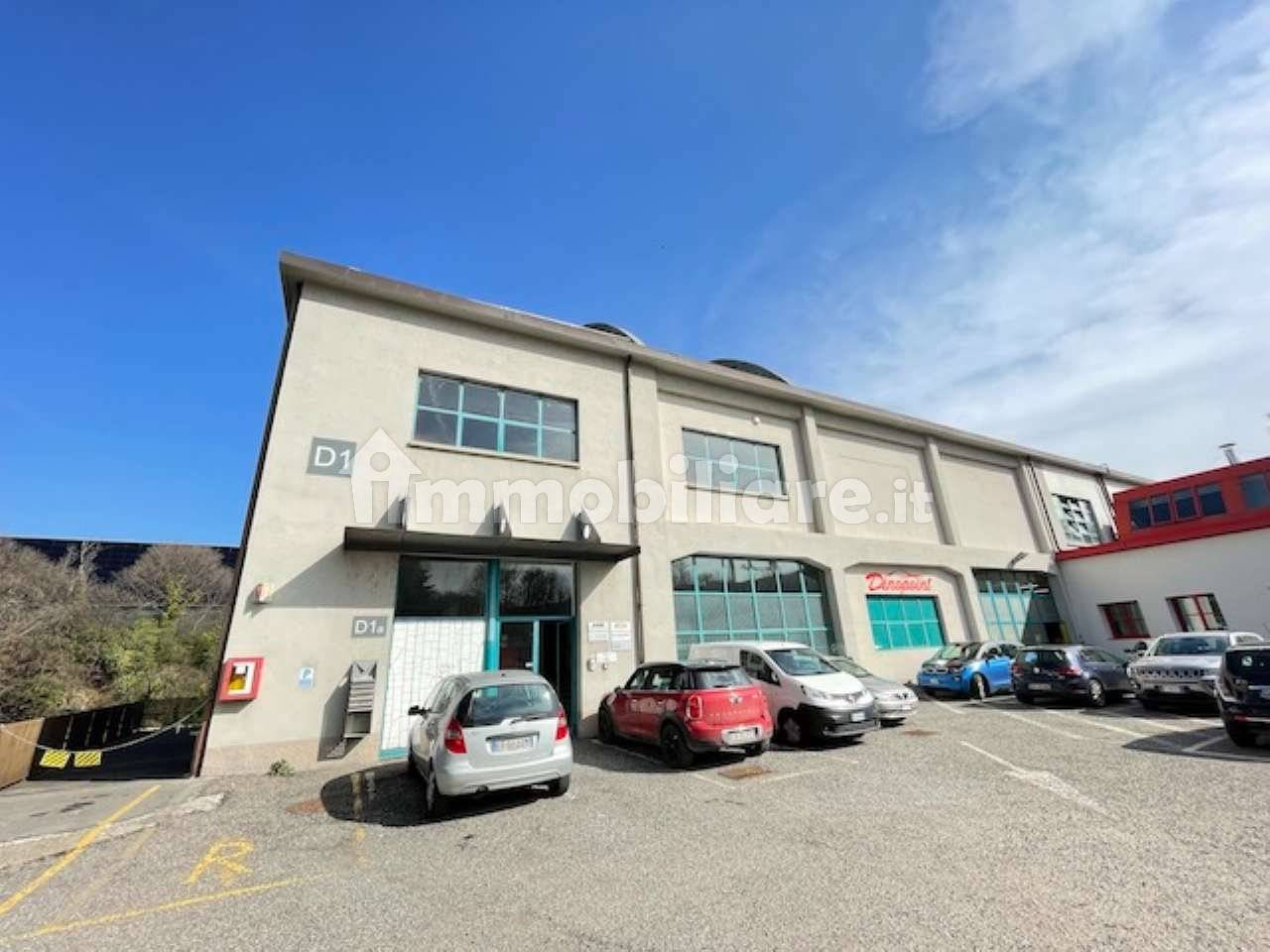 193m² Office in Brembate di Sopra, Italy No. 138801
