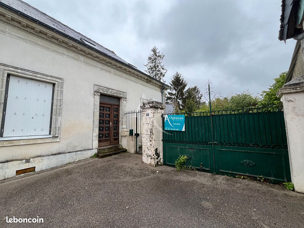 Casa T3 em Neuille-Pont-Pierre, France N.º 85799