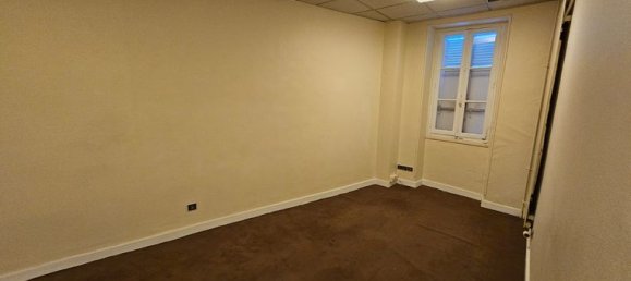  عقار تجاري في Saint-Denis, France 135متر مربع رقم 356428 10