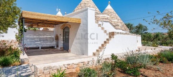 6 bedrooms House in Castellana Grotte, Italy No. 353260 9