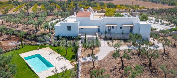 6 bedrooms House in Castellana Grotte, Italy No. 353260 3