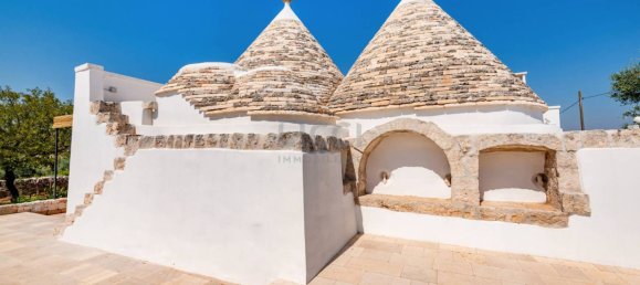 6 bedrooms House in Castellana Grotte, Italy No. 353260 8