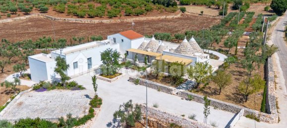 6 bedrooms House in Castellana Grotte, Italy No. 353260 4