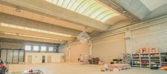 4 rooms Warehouse in Rovato, Italy No. 141646 7